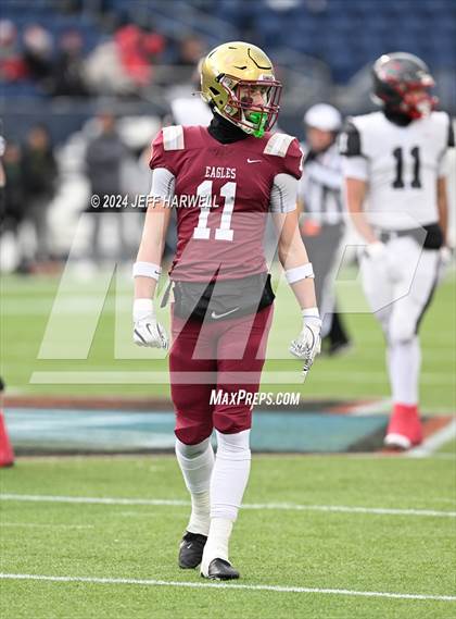 Thumbnail 1 in Central Catholic vs. Bishop Watterson (OHSAA Division 3 Final) photogallery.
