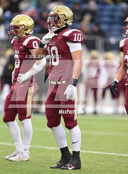 Thumbnail 2 in Central Catholic vs. Bishop Watterson (OHSAA Division 3 Final) photogallery.