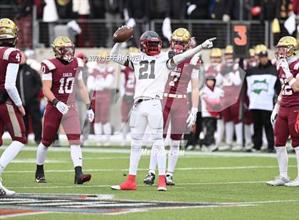 Thumbnail 3 in Central Catholic vs. Bishop Watterson (OHSAA Division 3 Final) photogallery.