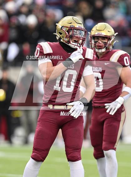 Thumbnail 3 in Central Catholic vs. Bishop Watterson (OHSAA Division 3 Final) photogallery.