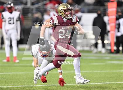 Thumbnail 3 in Central Catholic vs. Bishop Watterson (OHSAA Division 3 Final) photogallery.