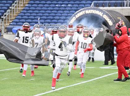 Thumbnail 1 in Central Catholic vs. Bishop Watterson (OHSAA Division 3 Final) photogallery.
