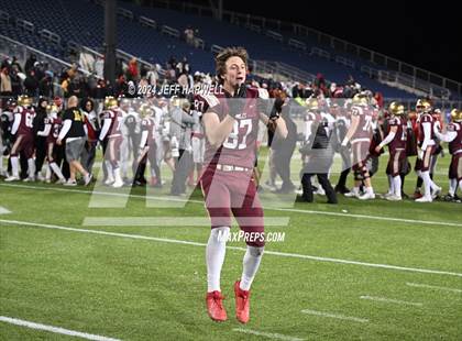 Thumbnail 3 in Central Catholic vs. Bishop Watterson (OHSAA Division 3 Final) photogallery.