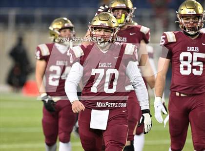Thumbnail 3 in Central Catholic vs. Bishop Watterson (OHSAA Division 3 Final) photogallery.
