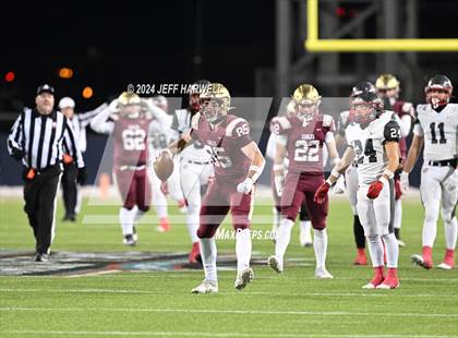Thumbnail 1 in Central Catholic vs. Bishop Watterson (OHSAA Division 3 Final) photogallery.