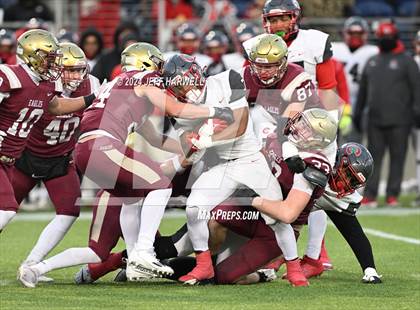 Thumbnail 1 in Central Catholic vs. Bishop Watterson (OHSAA Division 3 Final) photogallery.