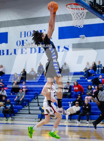 Thumbnail 1 in Cookeville vs LaVergne (TSSAA Regional SemiFinal) photogallery.