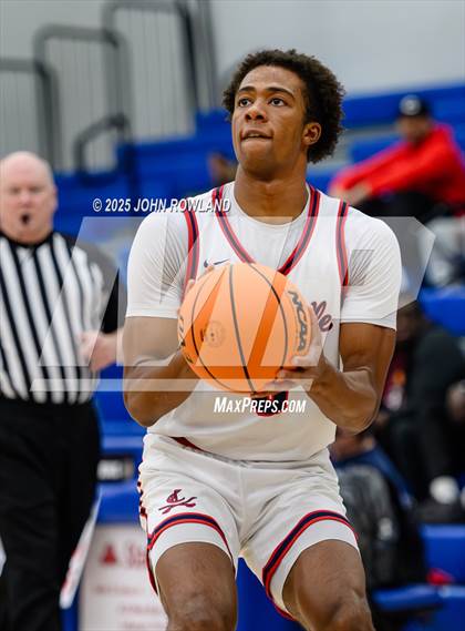 Thumbnail 2 in Cookeville vs LaVergne (TSSAA Regional SemiFinal) photogallery.