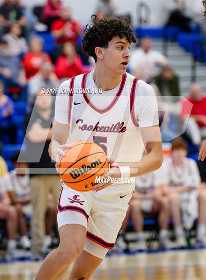 Thumbnail 2 in Cookeville vs LaVergne (TSSAA Regional SemiFinal) photogallery.
