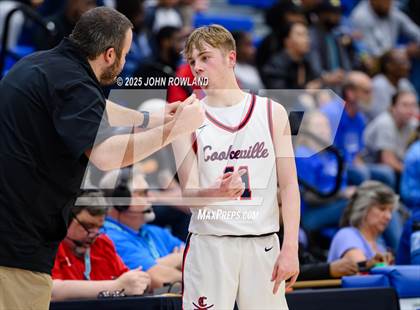 Thumbnail 3 in Cookeville vs LaVergne (TSSAA Regional SemiFinal) photogallery.