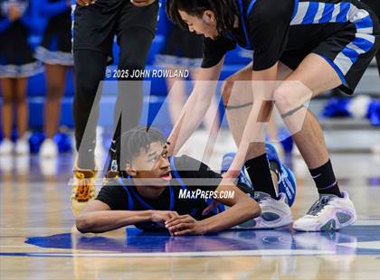 Thumbnail 1 in Cookeville vs LaVergne (TSSAA Regional SemiFinal) photogallery.