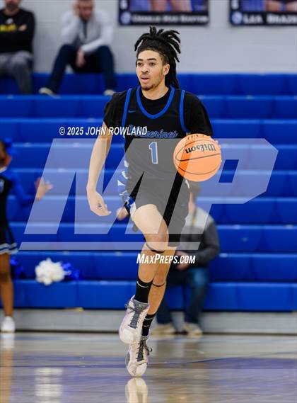 Thumbnail 2 in Cookeville vs LaVergne (TSSAA Regional SemiFinal) photogallery.