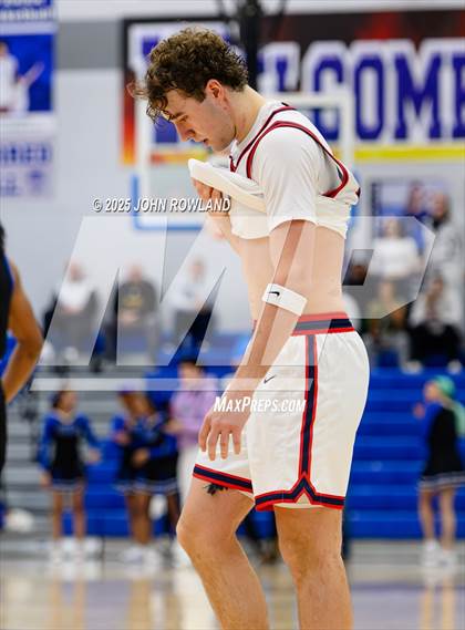 Thumbnail 3 in Cookeville vs LaVergne (TSSAA Regional SemiFinal) photogallery.