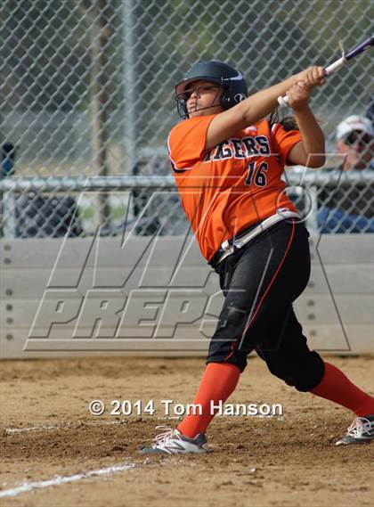 Thumbnail 3 in Air Academy vs Erie (CHSAA 4A Region 2 Round 2 Playoff) photogallery.