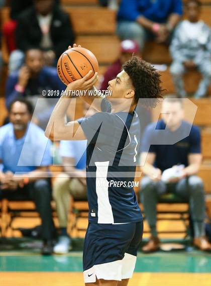 Thumbnail 1 in Huntington St. Joseph Prep @ Combine Academy (Hoops and Dreams Showcase) photogallery.