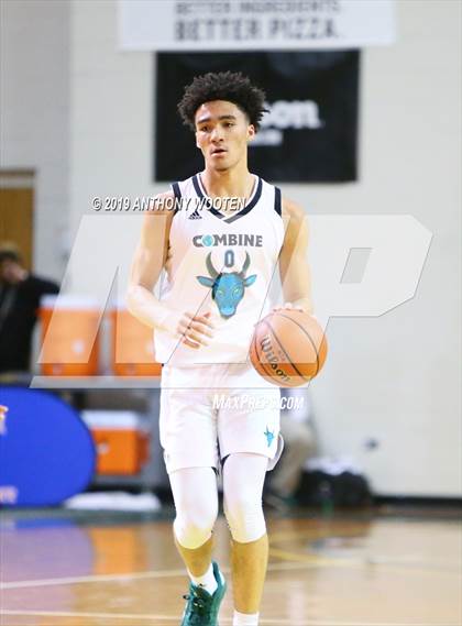 Thumbnail 3 in Huntington St. Joseph Prep @ Combine Academy (Hoops and Dreams Showcase) photogallery.