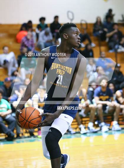 Thumbnail 1 in Huntington St. Joseph Prep @ Combine Academy (Hoops and Dreams Showcase) photogallery.