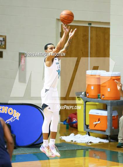 Thumbnail 2 in Huntington St. Joseph Prep @ Combine Academy (Hoops and Dreams Showcase) photogallery.