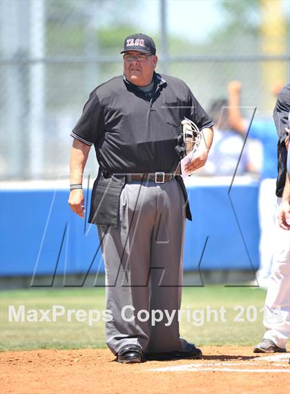 Thumbnail 1 in Maypearl vs. Peaster (UIL 2A Region 2 Bi-District Playoff) photogallery.