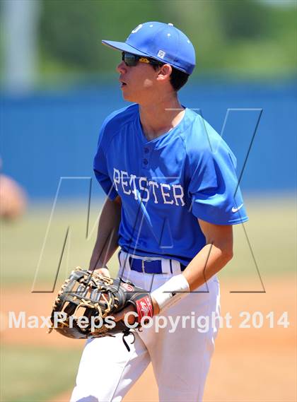 Thumbnail 3 in Maypearl vs. Peaster (UIL 2A Region 2 Bi-District Playoff) photogallery.