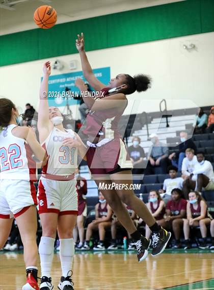 Thumbnail 3 in Cannon vs. Charlotte Catholic photogallery.