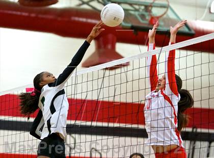 Thumbnail 2 in Perris @ Elsinore photogallery.