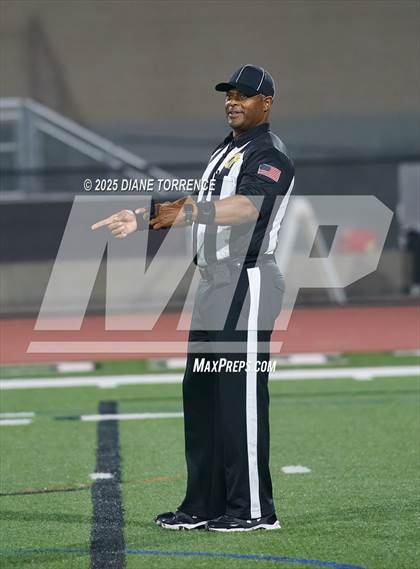 Thumbnail 1 in Westlake vs Corona del Mar (CIF SS Division 2 Championship) photogallery.