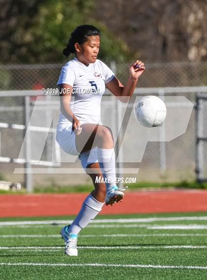 Thumbnail 2 in East Central vs Dawson (SCUC Shootout) photogallery.