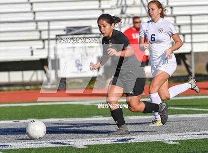 Thumbnail 2 in East Central vs Dawson (SCUC Shootout) photogallery.