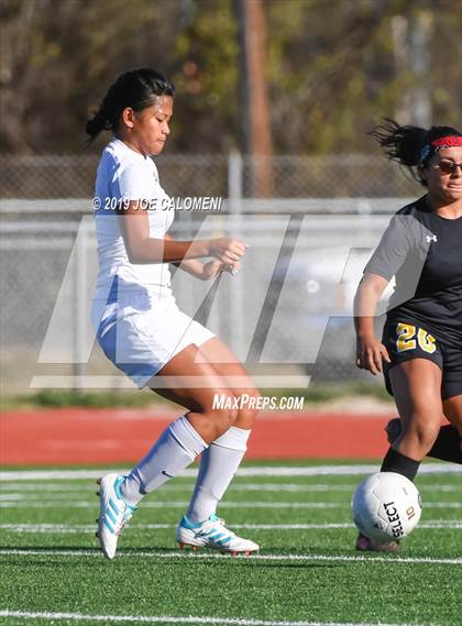 Thumbnail 1 in East Central vs Dawson (SCUC Shootout) photogallery.
