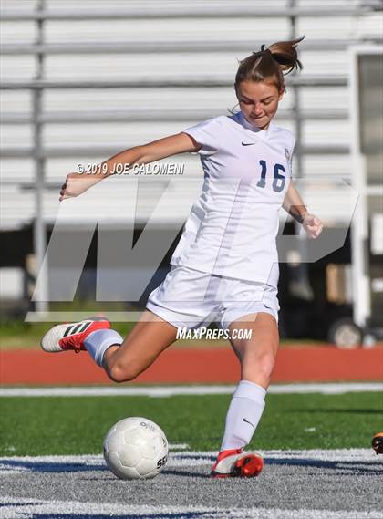 Thumbnail 2 in East Central vs Dawson (SCUC Shootout) photogallery.