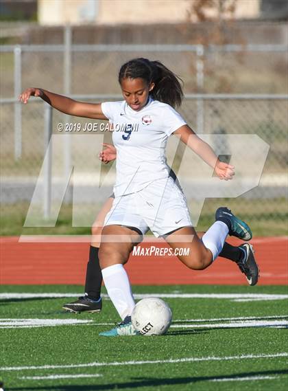 Thumbnail 2 in East Central vs Dawson (SCUC Shootout) photogallery.