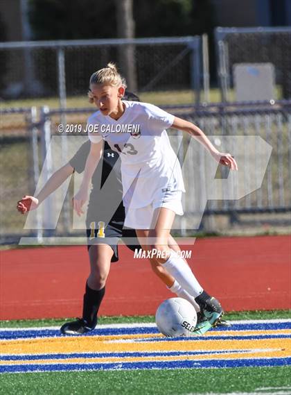 Thumbnail 3 in East Central vs Dawson (SCUC Shootout) photogallery.