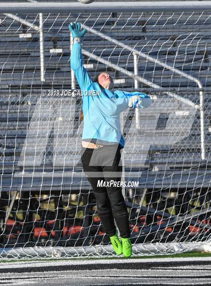 Thumbnail 1 in East Central vs Dawson (SCUC Shootout) photogallery.