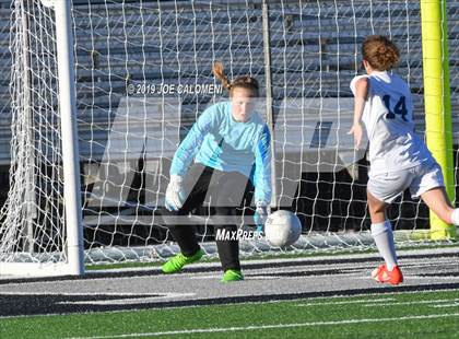 Thumbnail 2 in East Central vs Dawson (SCUC Shootout) photogallery.