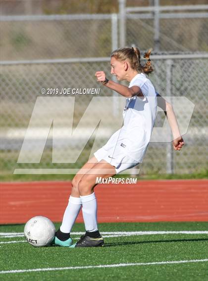Thumbnail 2 in East Central vs Dawson (SCUC Shootout) photogallery.