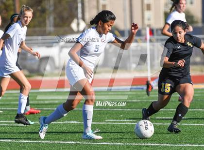 Thumbnail 2 in East Central vs Dawson (SCUC Shootout) photogallery.