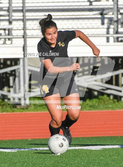Thumbnail 2 in East Central vs Dawson (SCUC Shootout) photogallery.