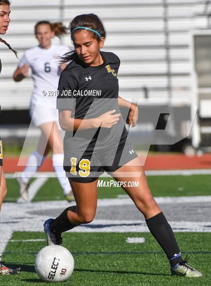 Thumbnail 2 in East Central vs Dawson (SCUC Shootout) photogallery.