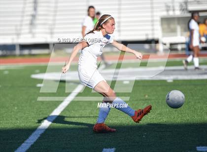 Thumbnail 2 in East Central vs Dawson (SCUC Shootout) photogallery.