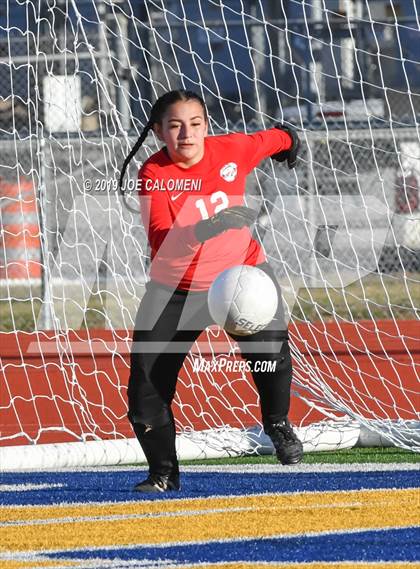 Thumbnail 2 in East Central vs Dawson (SCUC Shootout) photogallery.