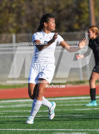Thumbnail 2 in East Central vs Dawson (SCUC Shootout) photogallery.