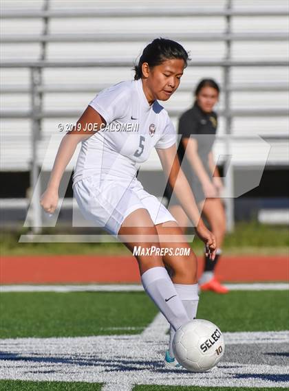 Thumbnail 2 in East Central vs Dawson (SCUC Shootout) photogallery.