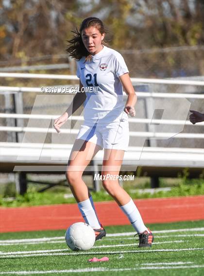Thumbnail 2 in East Central vs Dawson (SCUC Shootout) photogallery.
