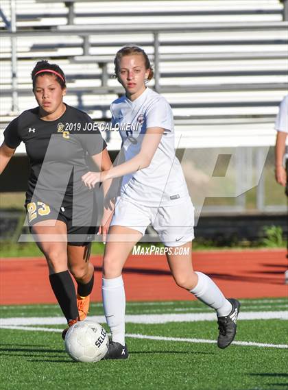 Thumbnail 2 in East Central vs Dawson (SCUC Shootout) photogallery.