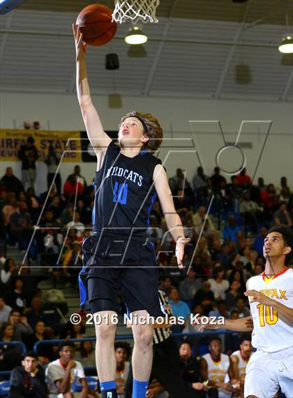 Thumbnail 1 in Windward vs. Fairfax (Fairfax State Preview) photogallery.