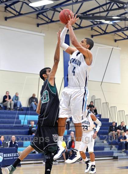 Thumbnail 1 in Pine Crest @ Berkeley Prep (Berkely Basketball Invitational) photogallery.