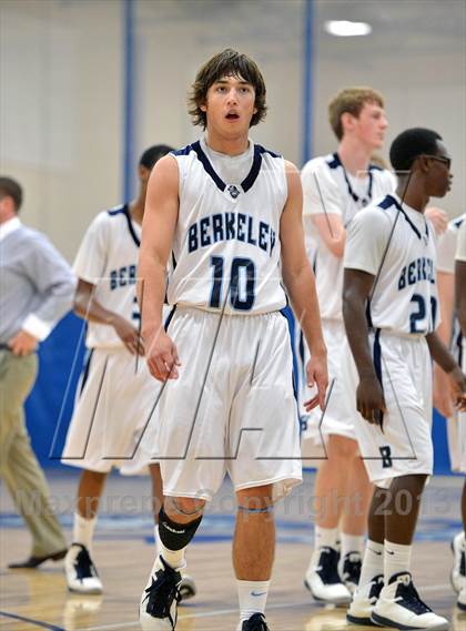 Thumbnail 3 in Pine Crest @ Berkeley Prep (Berkely Basketball Invitational) photogallery.