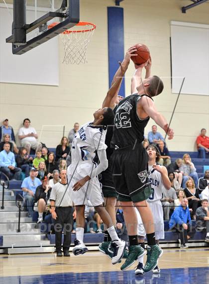 Thumbnail 1 in Pine Crest @ Berkeley Prep (Berkely Basketball Invitational) photogallery.