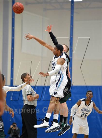 Thumbnail 1 in Pine Crest @ Berkeley Prep (Berkely Basketball Invitational) photogallery.